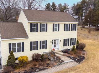 89 Pond St, Salem, NH 03079