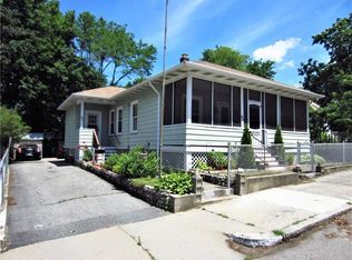 40 Monroe St, Woonsocket, RI 02895