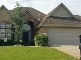 7505 Knoxville St, Broken Arrow, OK 74014