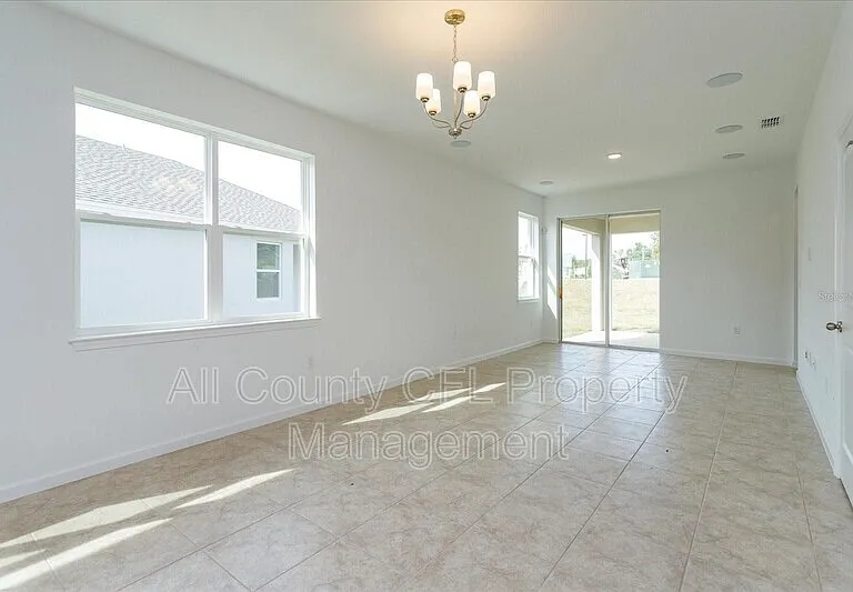 4354 Davos Dr — Photo 6