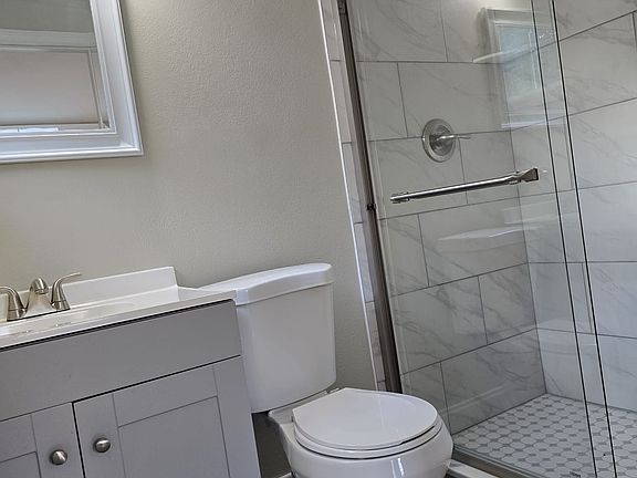 5th image of 11548 Missouri St #1