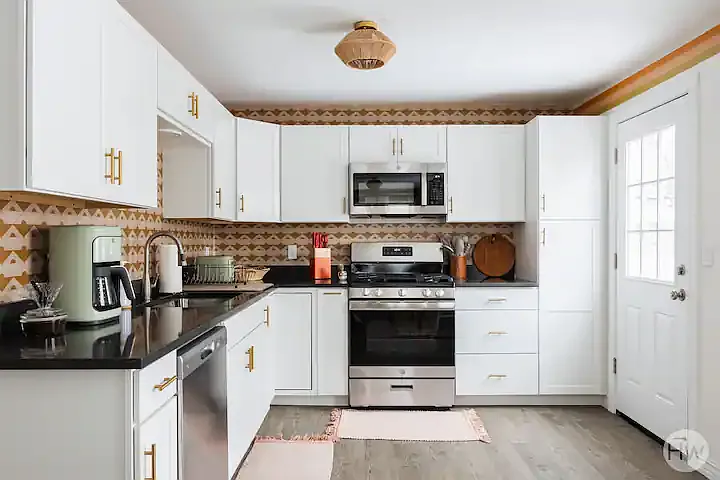 227 W 400 N — Photo 6