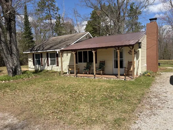 9210 County Road 489, Atlanta, MI 49709