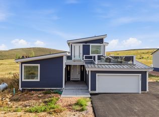 2747 S Country Club Way, Garden City, UT 84028