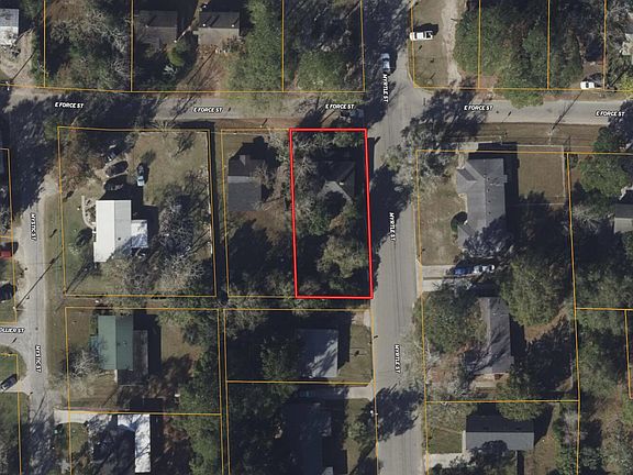 2nd image of 815 E Force St