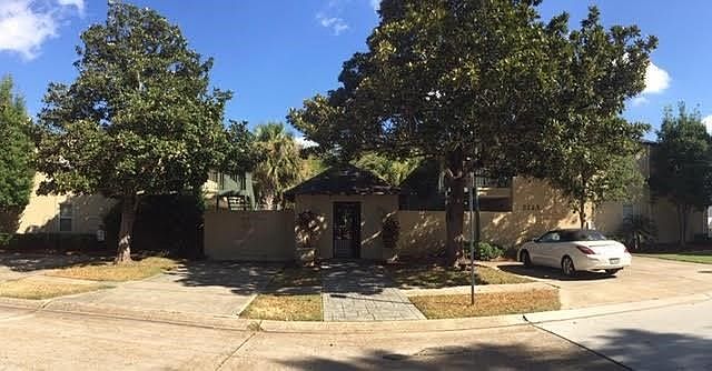 1st image of 3725 Marion Ave