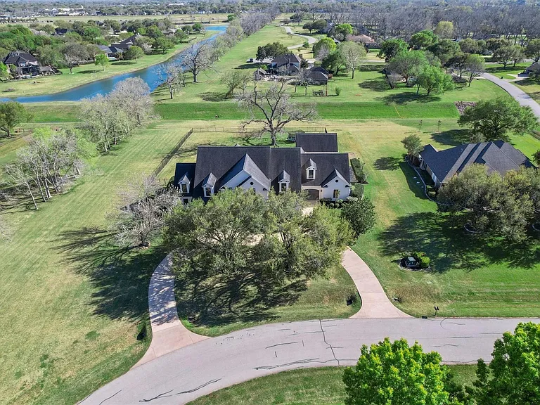 2703 Cavallo Pass — Photo 50
