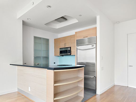 4th image of 325 5th Ave APT 32B