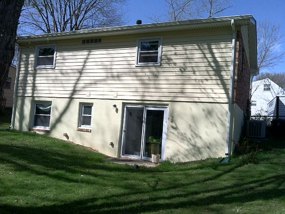 4th image of 13736 Greenbriar Dr