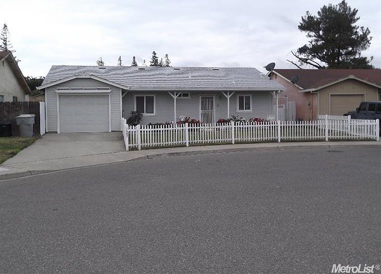 1st image of 1687 Valmor Ct
