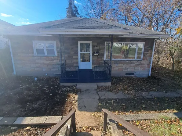 1045 Alexander Ave, Monessen, PA 15062