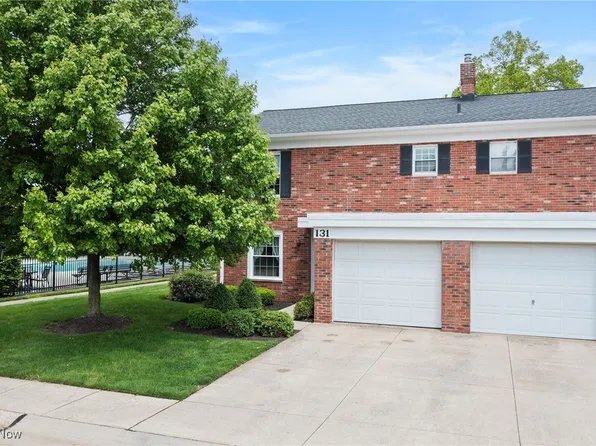 131 Drury Ln #131K, Mayfield Heights, OH 44124