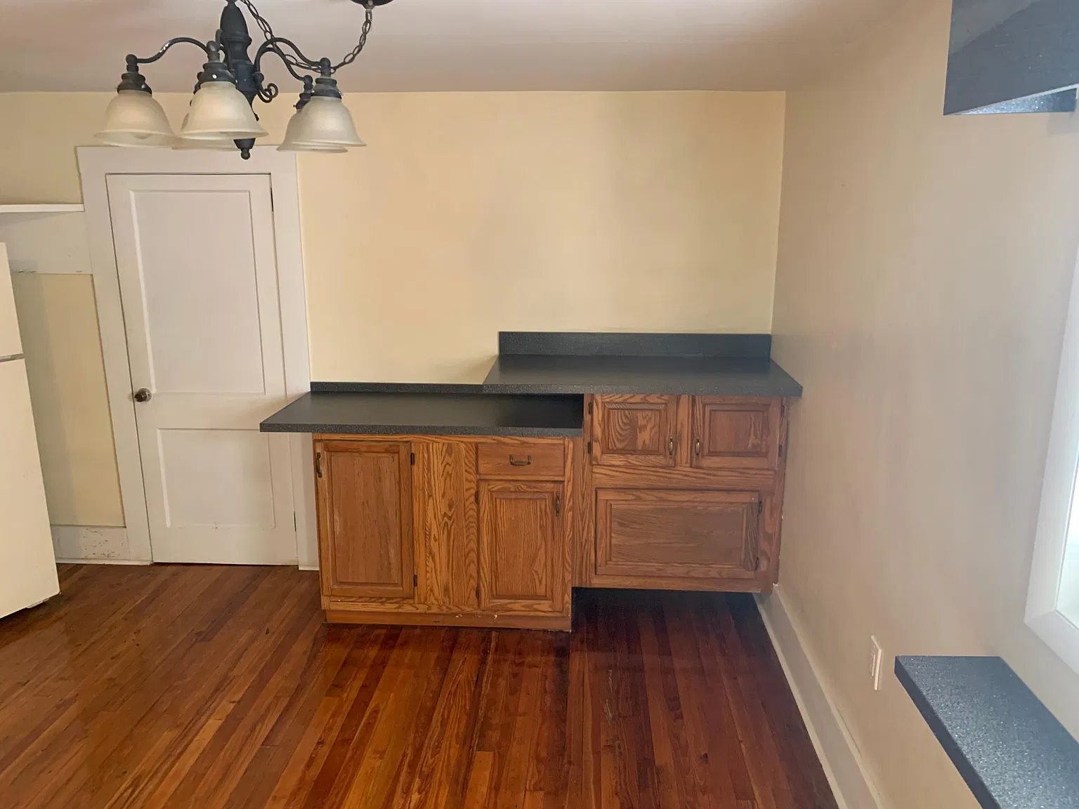 1516 W 15th St — Photo 3