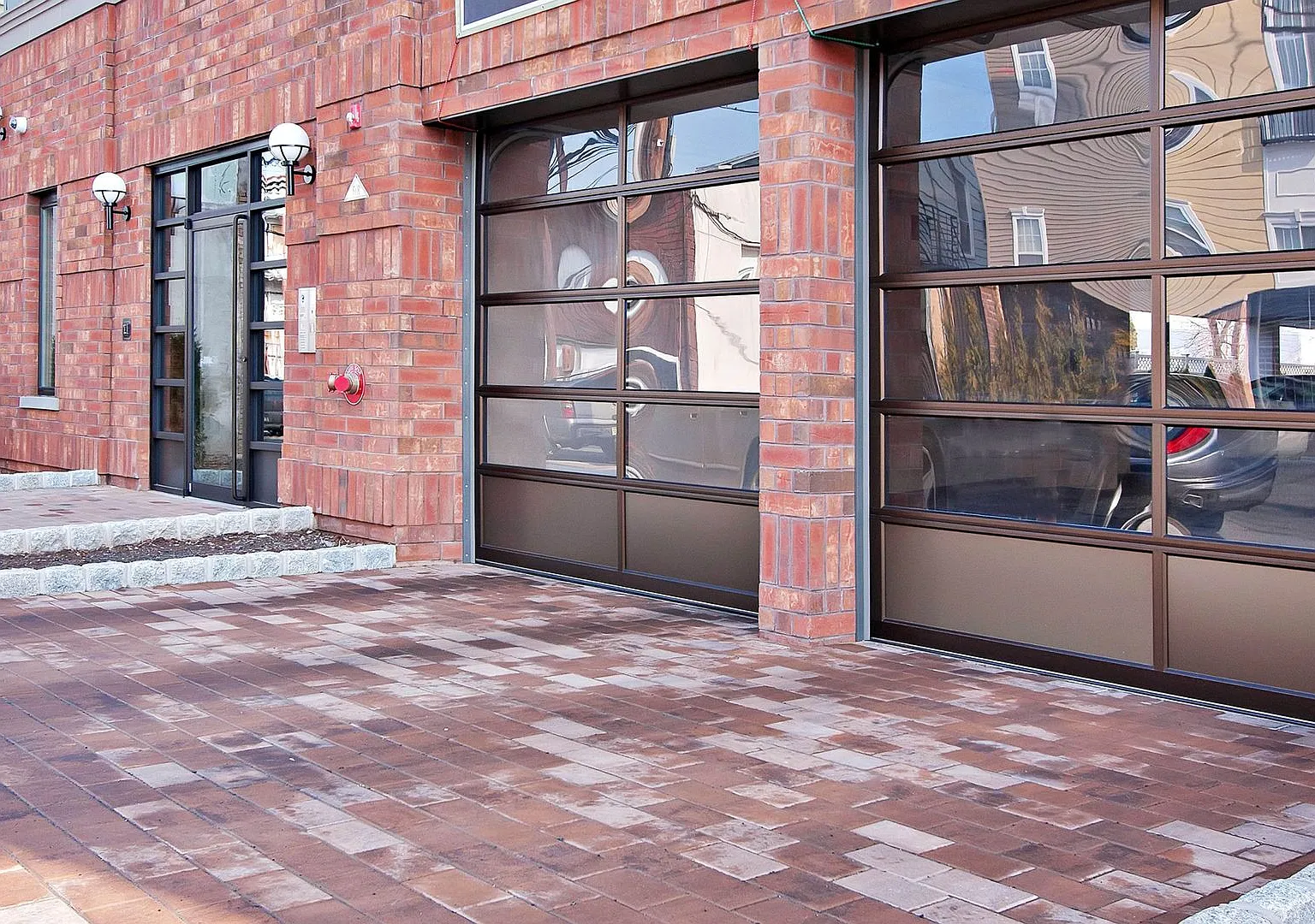 614 S Broad St — Photo 2