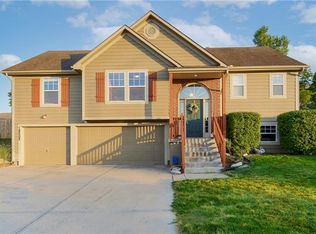 18505 E 19th Ter, Independence, MO 64057