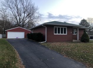 2031 Garland Ave, Waukesha, WI 53188