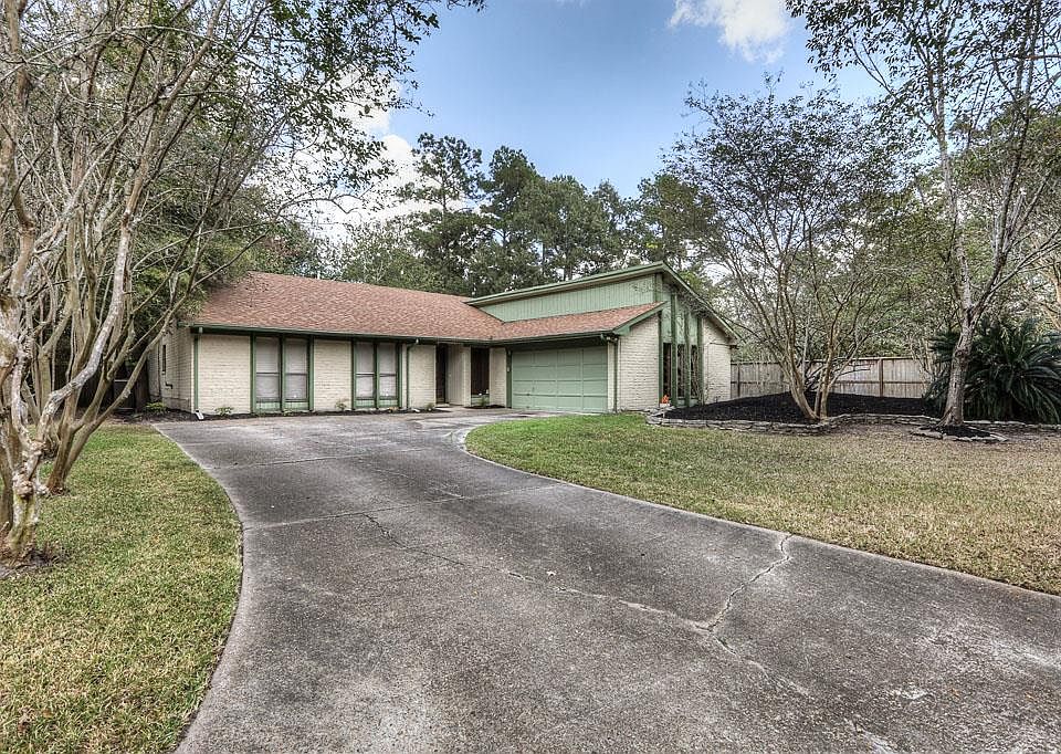 1st image of 2219 Poplar Park Dr