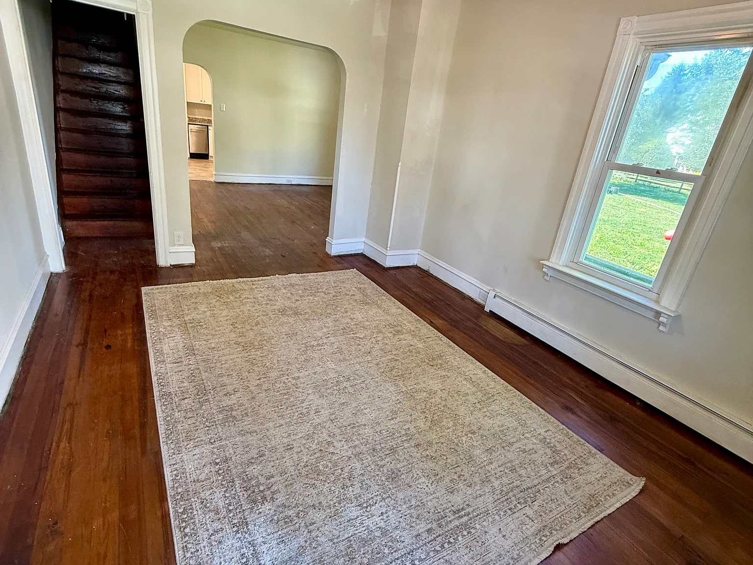 4 bed, 1500 sqft, $2,250 — Photo 1