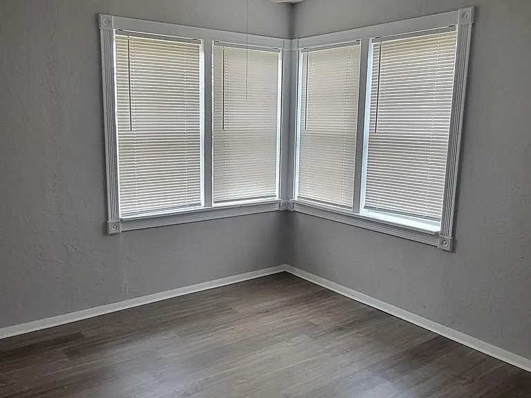 2320 NW Denver Ave — Photo 3