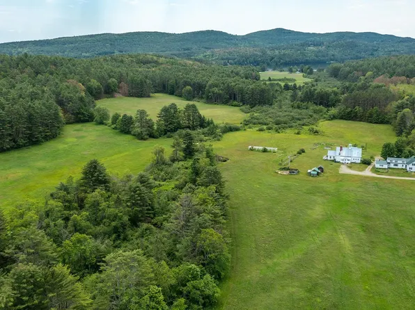 702 Middlebrook Road, West Fairlee, VT 05045
