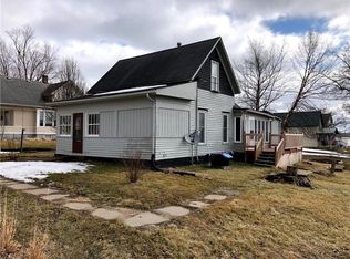 206 Lawson St, Tracy, IA 50256