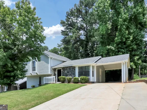 2281 Leslie Brook Dr, Decatur, GA 30035