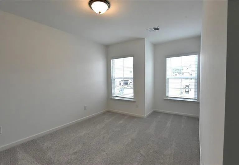 572 Sausalito Walk — Photo 29