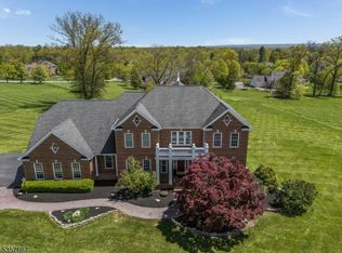 3 Stillwater Ln, Flemington, NJ 08822