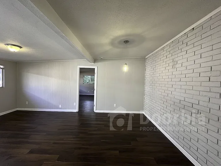 6339 Kimberly Ln — Photo 3