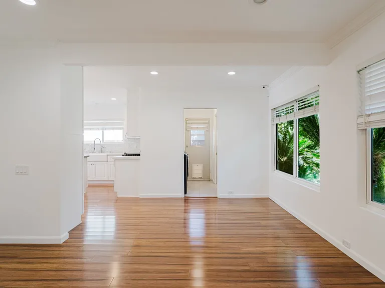 17419 Blackhawk St — Photo 15
