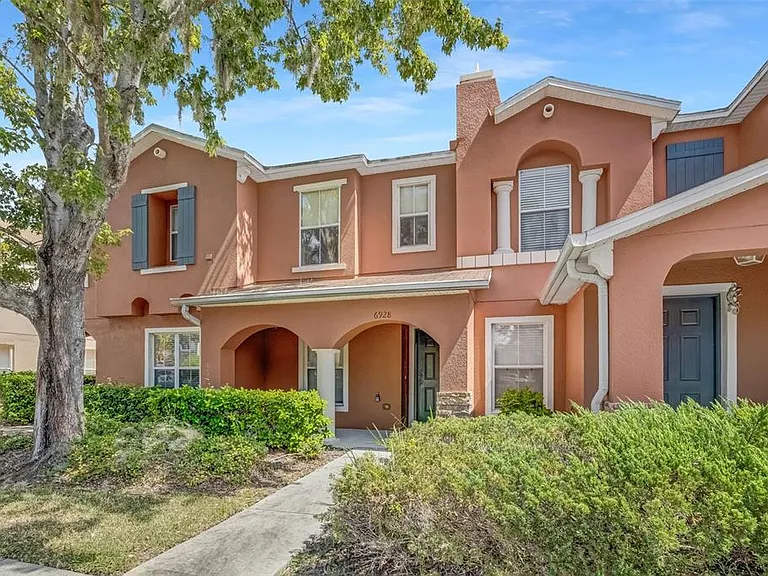 6928 Hawthorne Trace Ln — Photo 9
