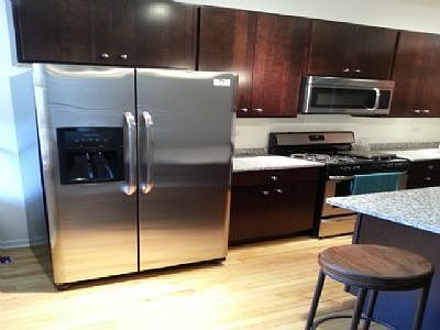 2nd image of 2653 W Evergreen Ave #1