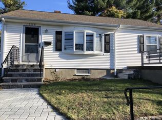 258 Lexington St, Woburn, MA 01801