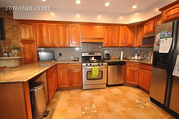 Rented by Corcoran | media 25