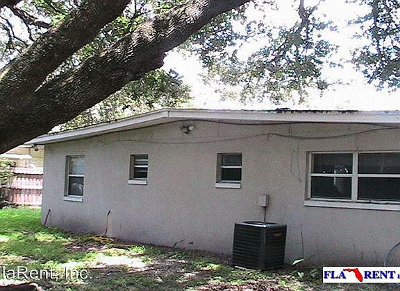 3rd image of 1401 Sawyerwood Ave