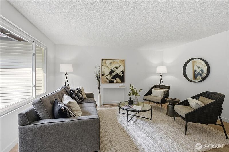 5th image of 17448 NE 156th Street