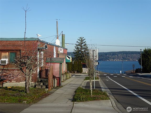 3rd image of 5302 N 49th Street