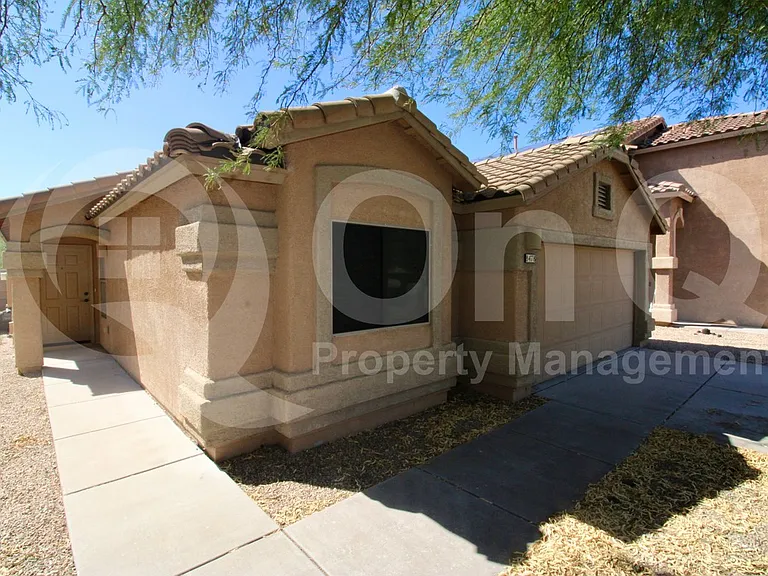 8478 S Hunnic Dr — Photo 3
