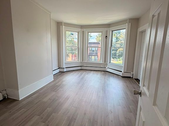 4th image of 112 2nd Ave Floor 2
