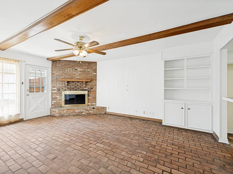 7726 Dentcrest Dr — Photo 7