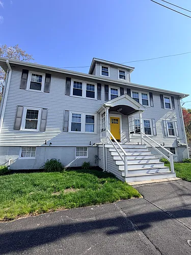 75 Sterling St Photo 1