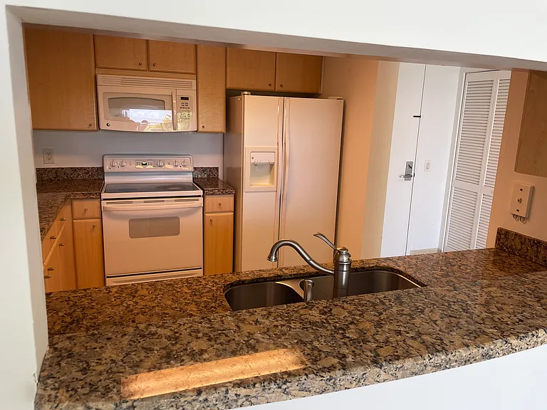 2475 Brickell Ave #709 — Photo 52