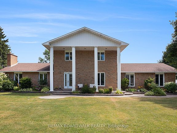 3rd image of 1139 Saint Joseph Rd