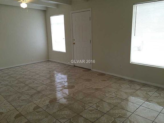 5th image of 2112 Hoyt Ave