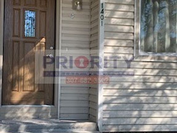 2nd image of 1401 E 12th St APT 4