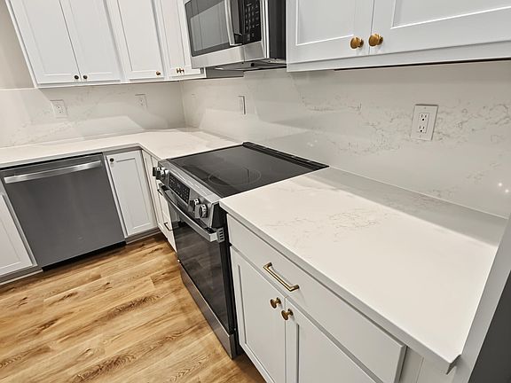 2nd image of 2106 Lovance Ln