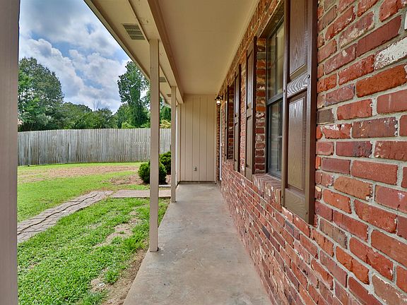 3rd image of 80 Long Hole Rd