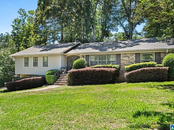 2nd image of 4108 Cloverleaf Dr
