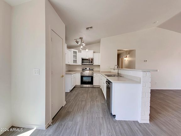 2nd image of 23939 N DESERT Drive