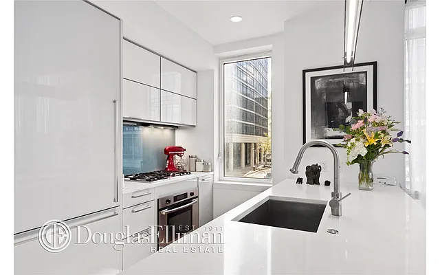 Rented by Douglas Elliman | media 18